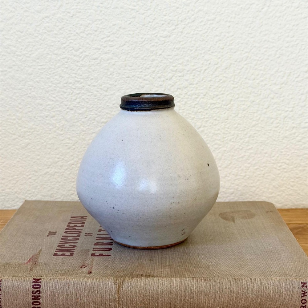 John Karrasch Studio Pottery Vase Reno Nevada MCM Handmade Stoneware Signed‎